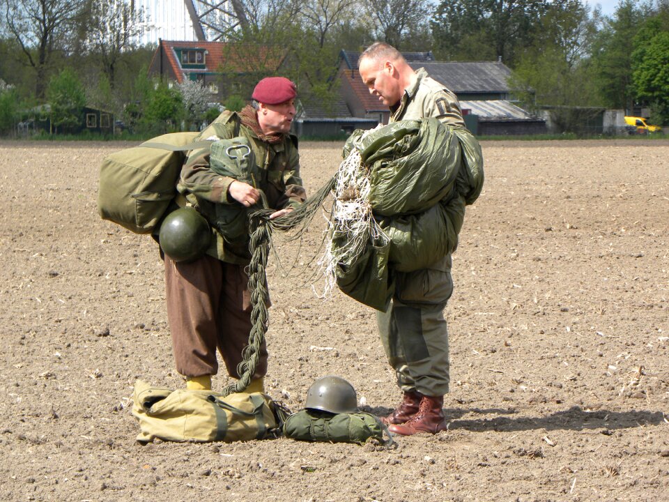 Second world war army soldier photo