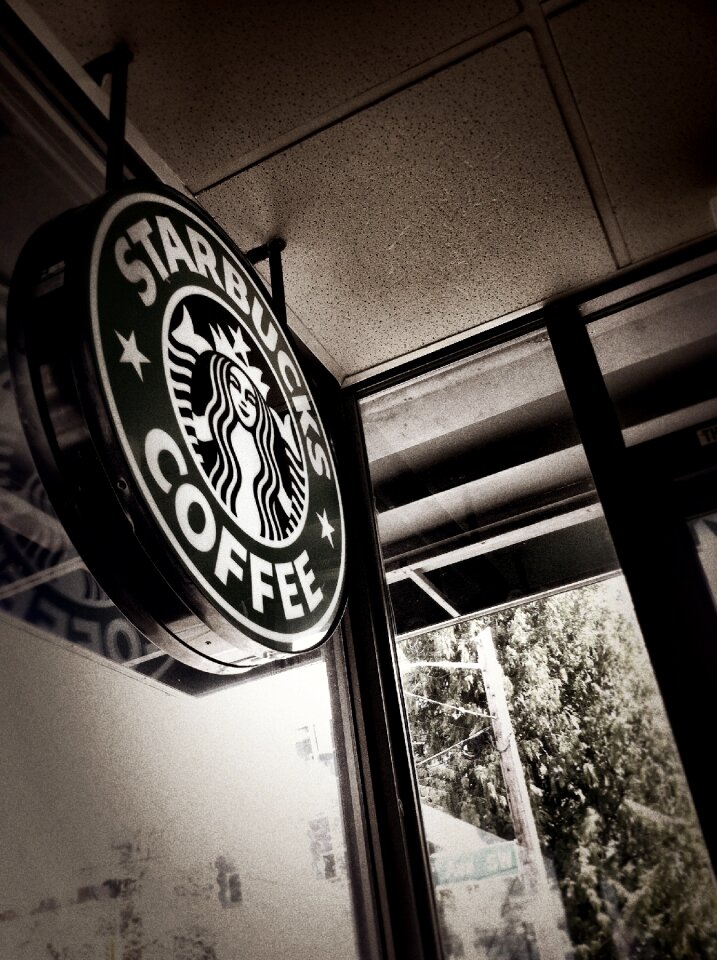 Logo entrance cafe