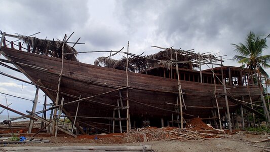 Boat construction kendari