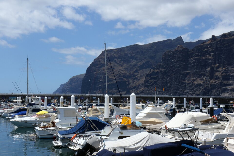 The cliffs los gigantes tenerife