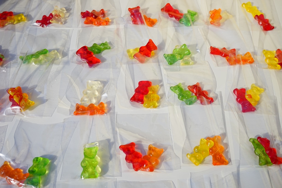 Green white gummi bears