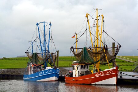 Port fishing vessel fishing photo