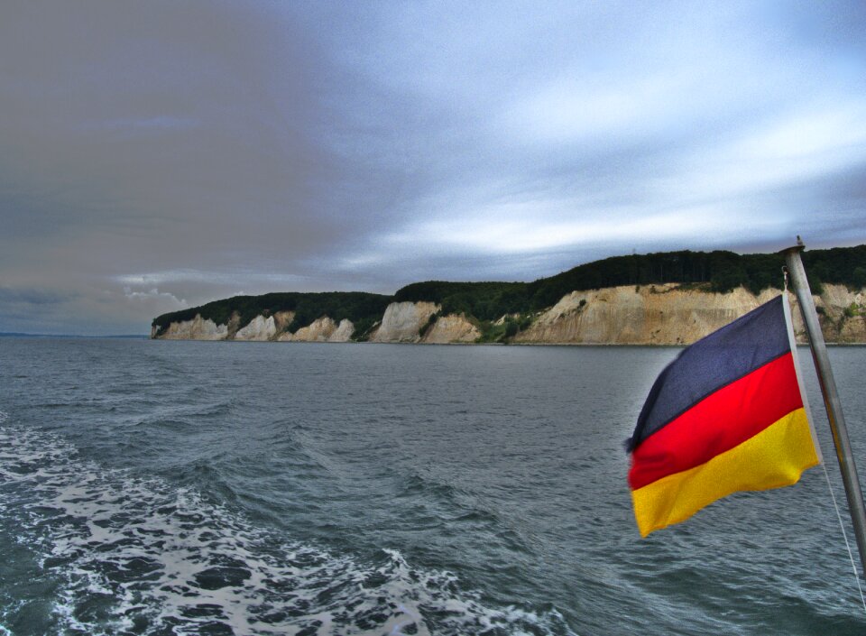 Flag ocean sea