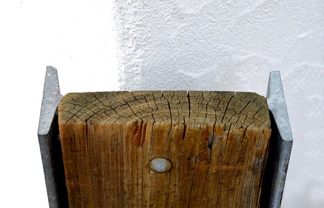 Iron carrier wall plaster