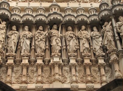 Spain figures sculpture