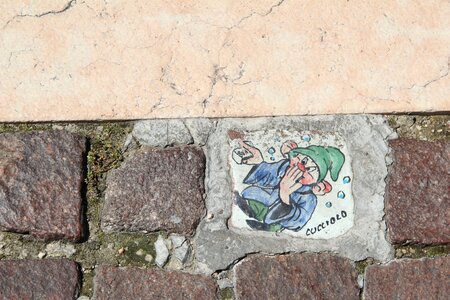 Bardolino painting dwarf
