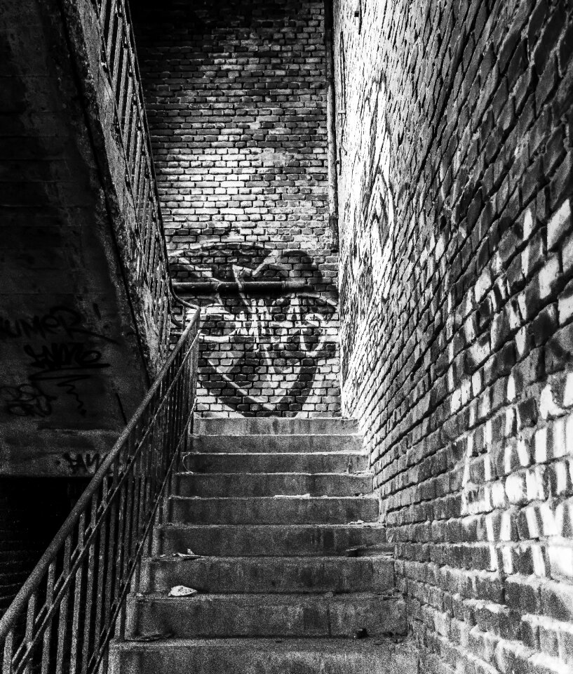 Emergence staircase factory