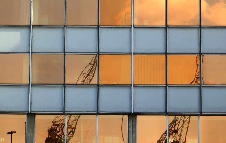 Reflection cranes