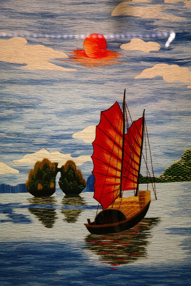 Sailing boat junk chinese