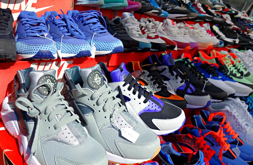 Man shoes foot sport