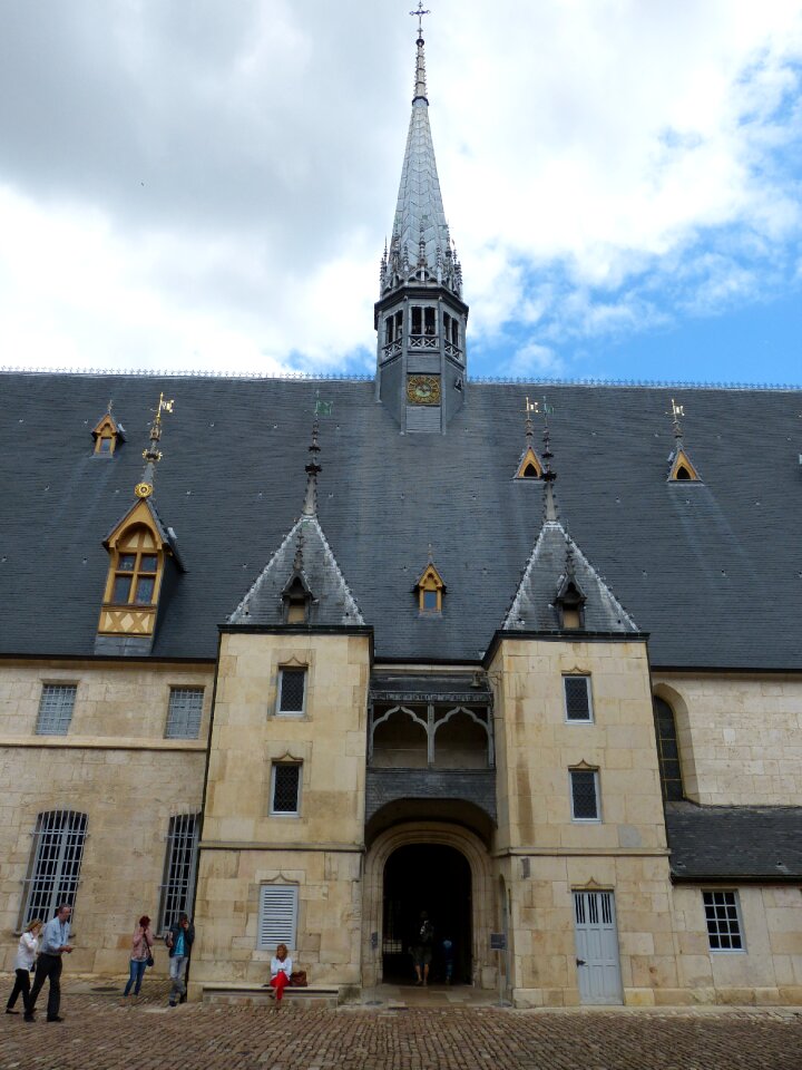 Middle ages hospice hotel de dieu