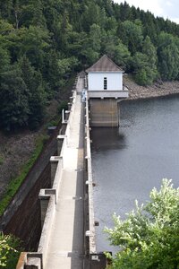 Dam eckertal embankment crown