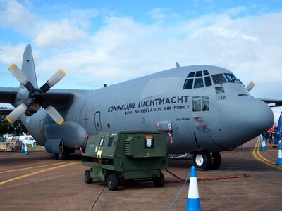 Airplane aircraft transport