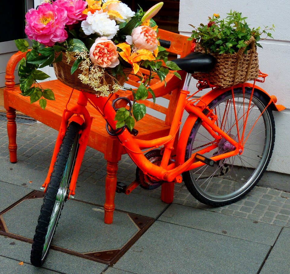 Decorated flora decoration