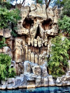 Rock vegas treasure island