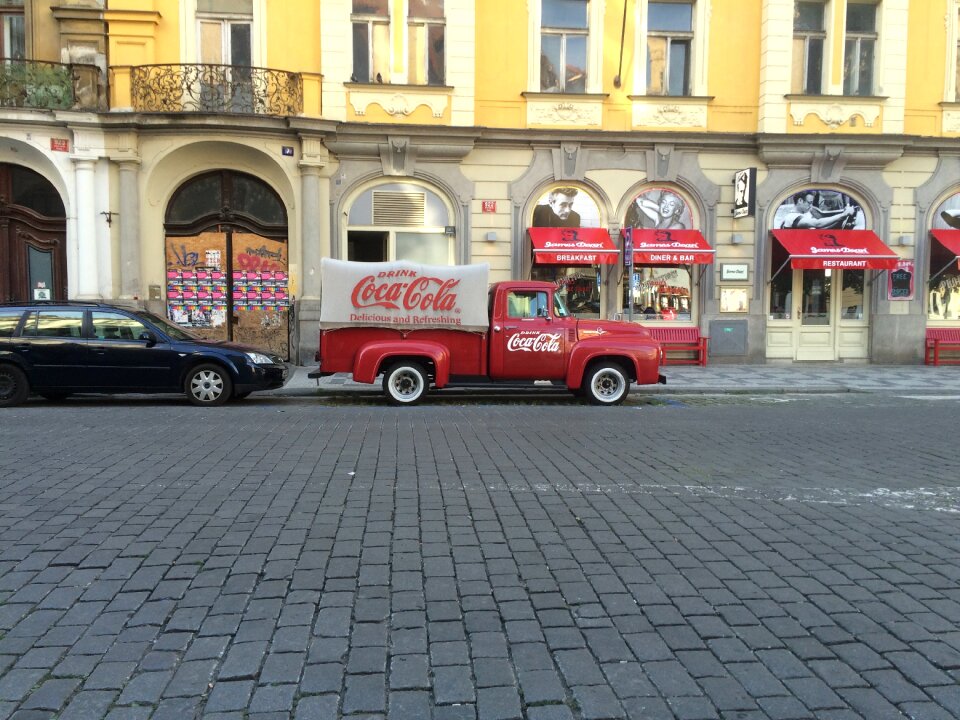 Street delivery man old truck