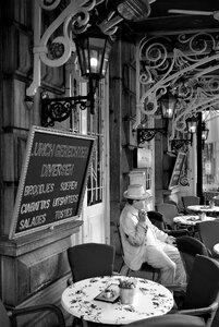 Cafe table chairs photo