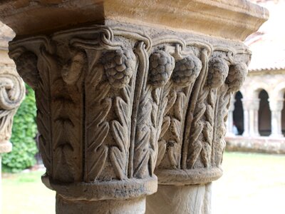 Santillana del mar spain column
