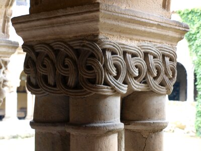 Santillana del mar spain column