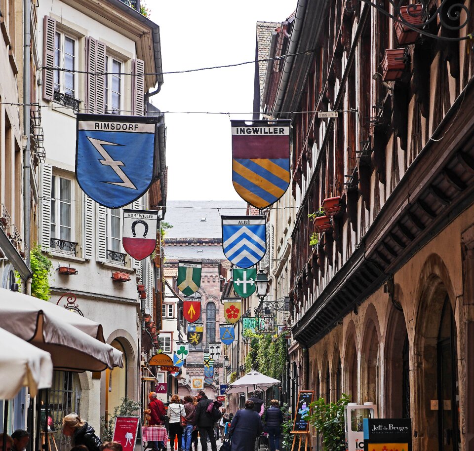 Cathedral square local alsace