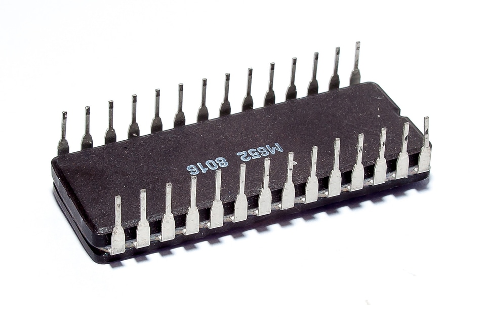 Computer component ic