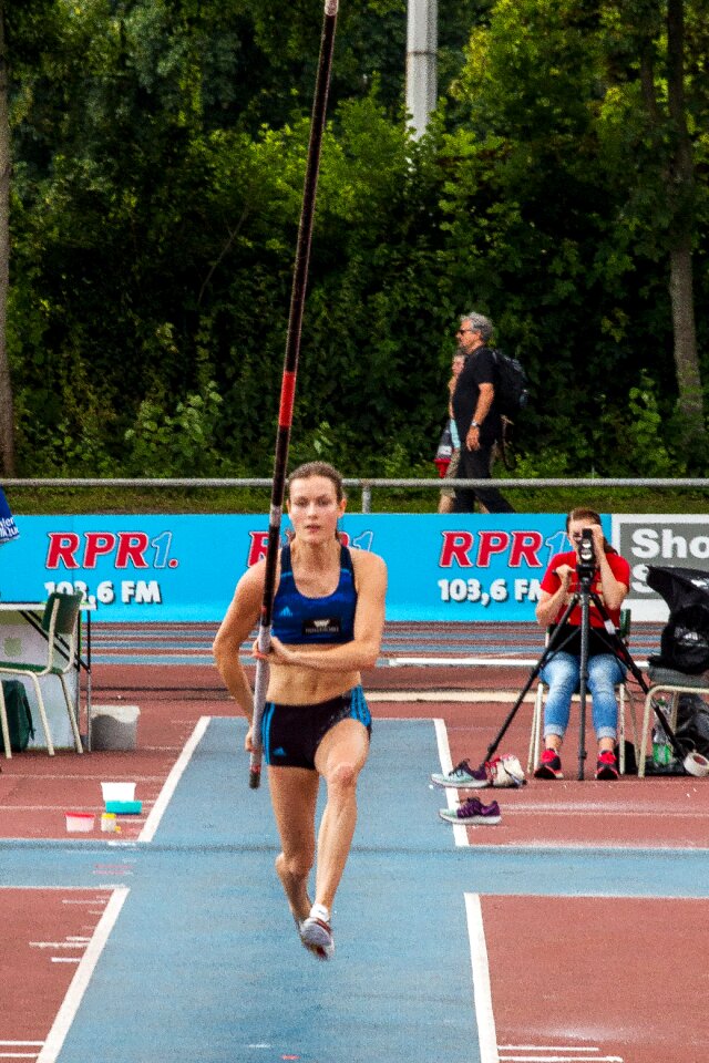 Sport pole vault junior gala