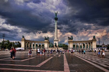 Half circle tourists monument