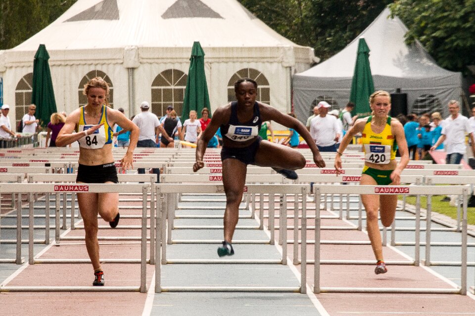 Sport hurdles junior gala