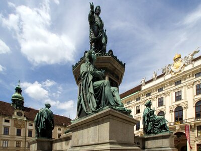 Castle heroes sculpture