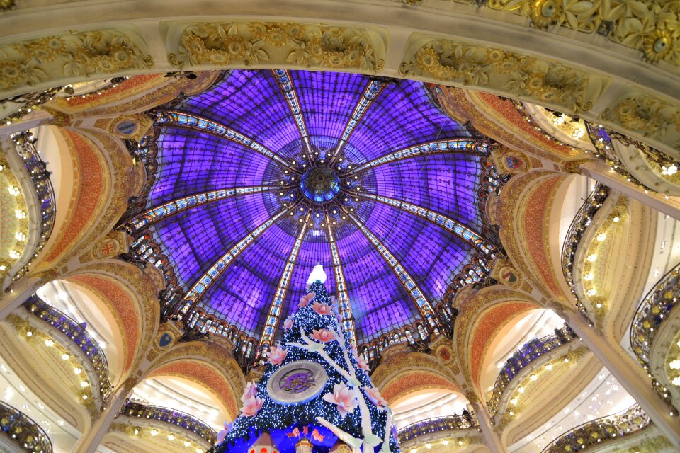 Gallery lafayette haussmann colors gallery