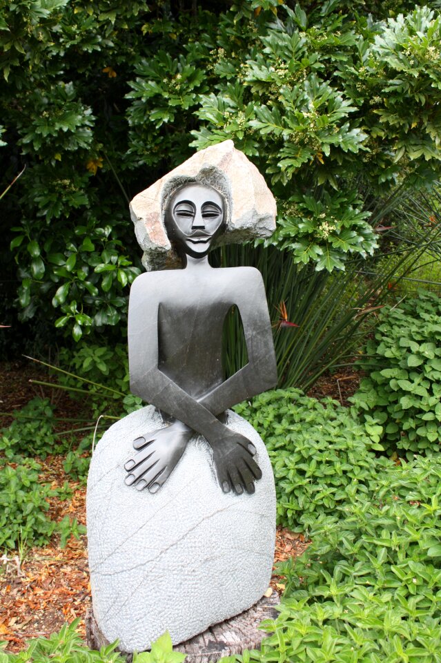 Statue sculpture travel