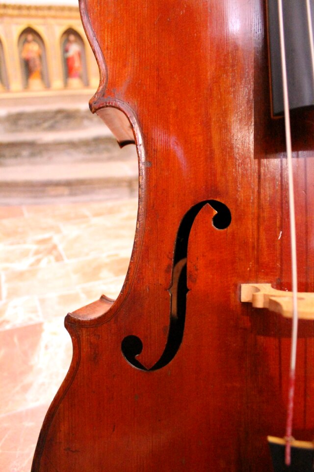 Wood music brown