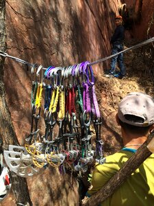 Climbing laojunshan traditional rock climbing climbing equipment photo