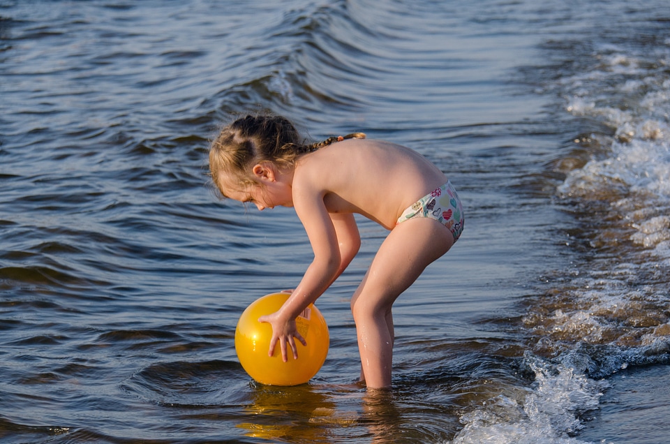 Sandy beach wave game