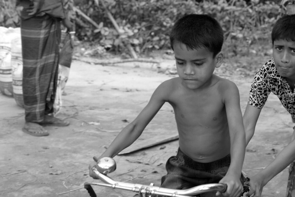 Capture this photo by other side gray learning