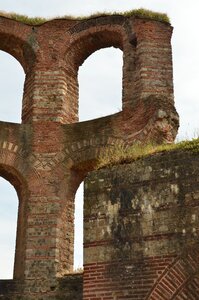 Trier wall architecture