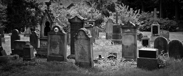 Cross abandoned tombstone