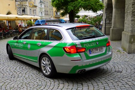 Bmw polizei street photo