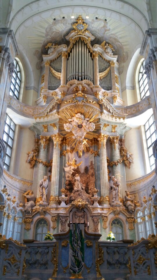 Frauenkirche altar