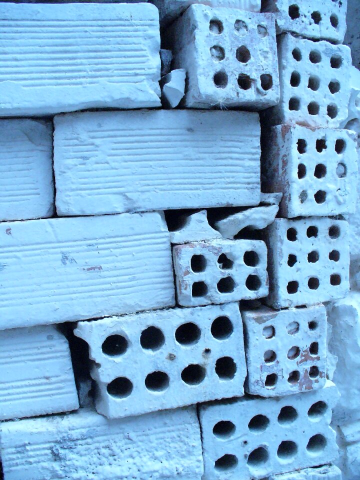 Hauswand crete white