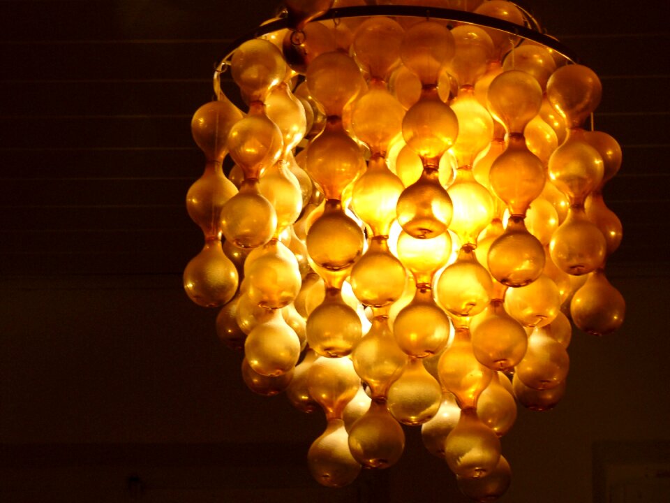 Lighting bulbs hanging lamp