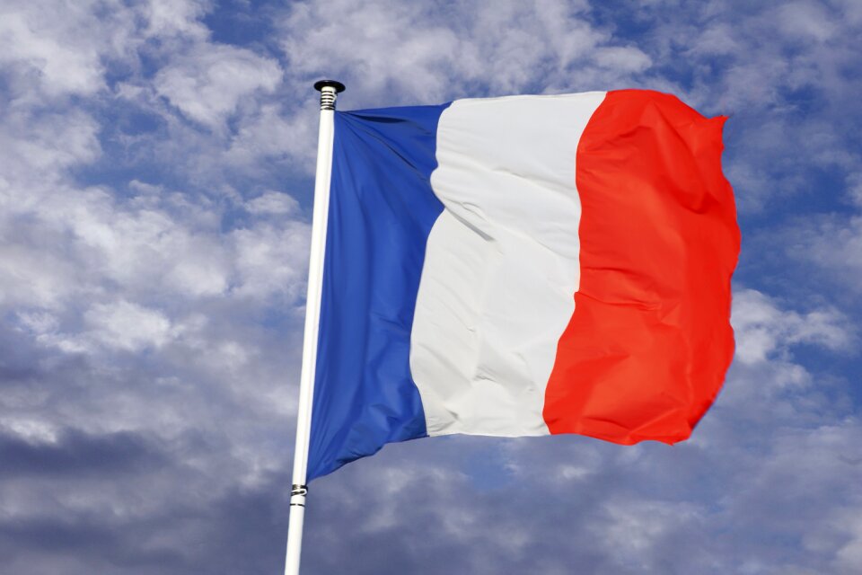 Tricolor wind country