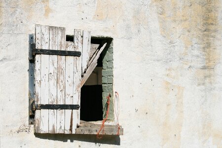 Exterior farm collapsing