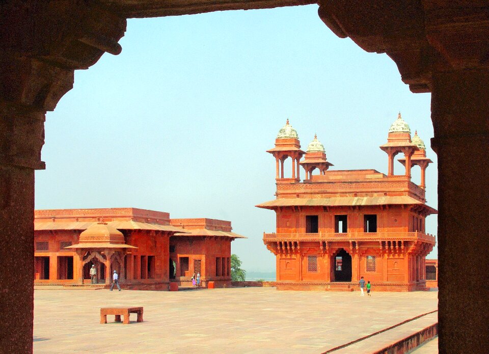 Khan pink sandstone architecture