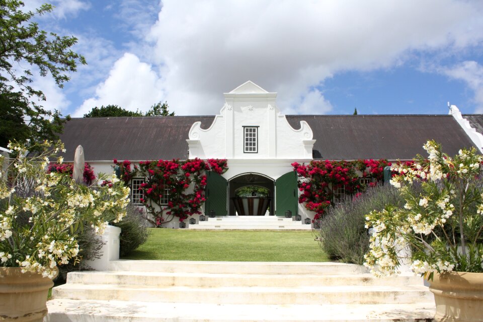 House winelands tourism