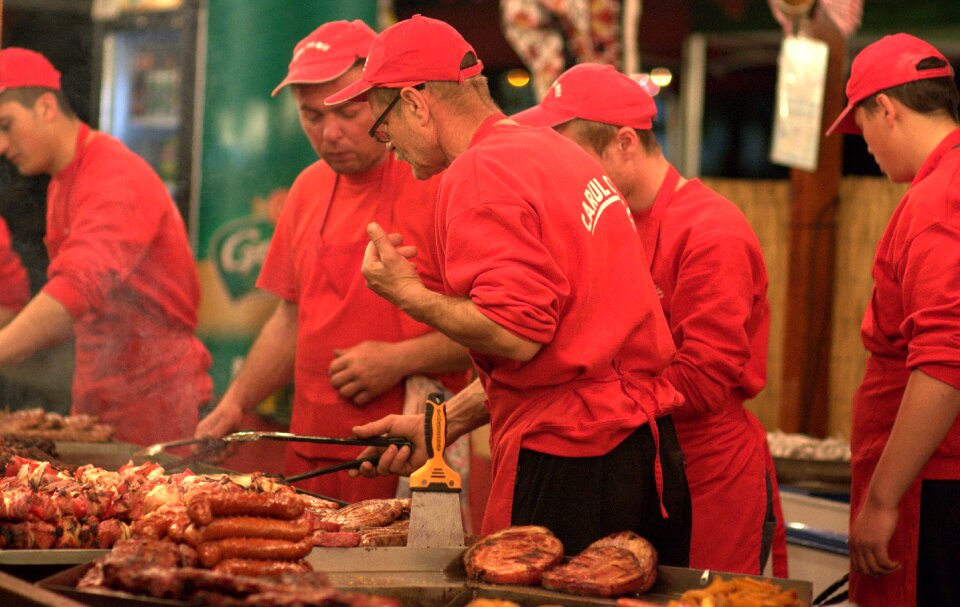 Barbecue market sell