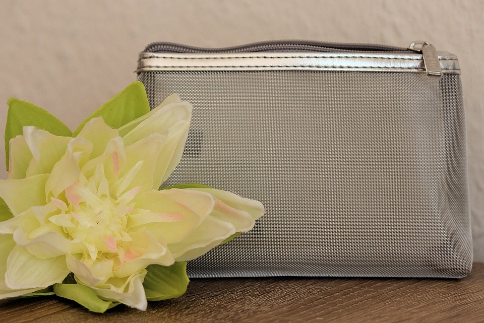 Cosmetics bag purse