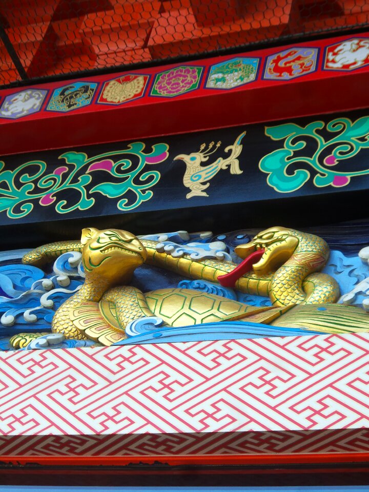 Decoration snake