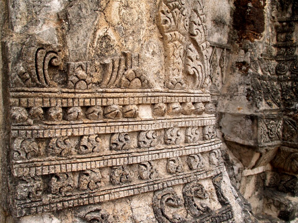 Sculpture oriental travel