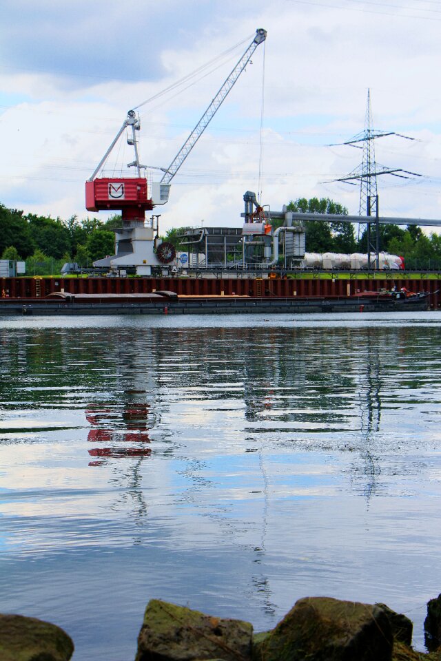 Harbour city cranes ship
